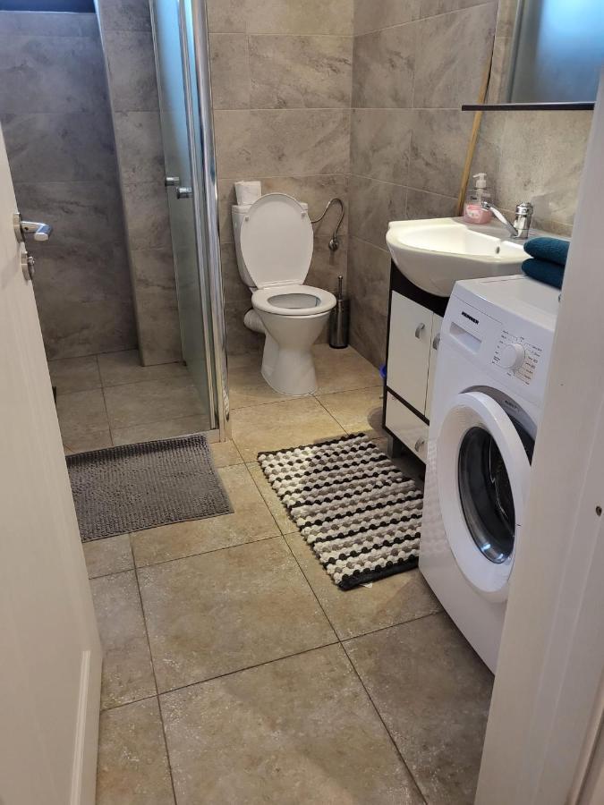 Apartament Dem Radulescu Daire Râmnicu Vâlcea Dış mekan fotoğraf
